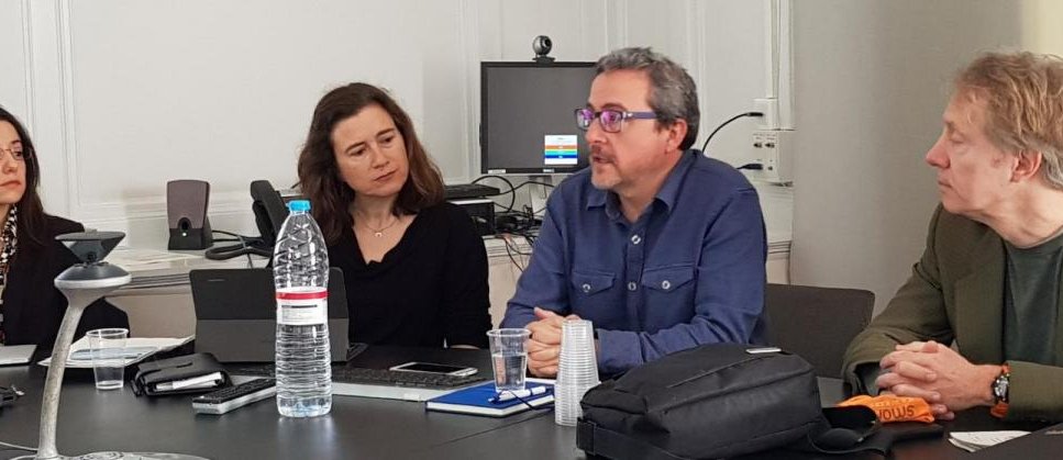 Mesa rodona amb els ponents del seminari